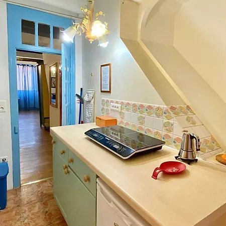 In The Centre Of Apartment