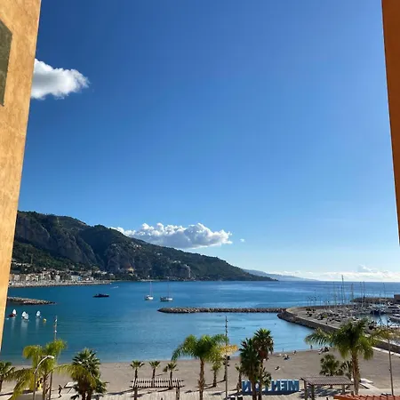 Apartment In The Centre Of *